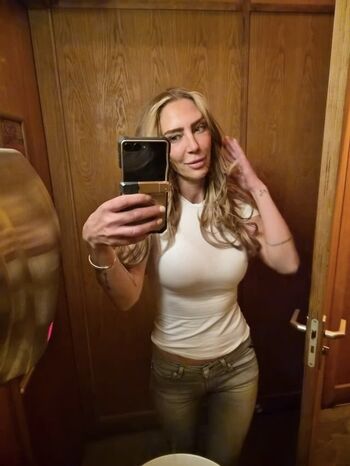 Full leaked Rhiannon blue / private onlyfans photo