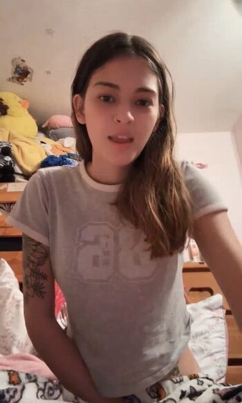 Full leaked Allykitti/ private onlyfans photo