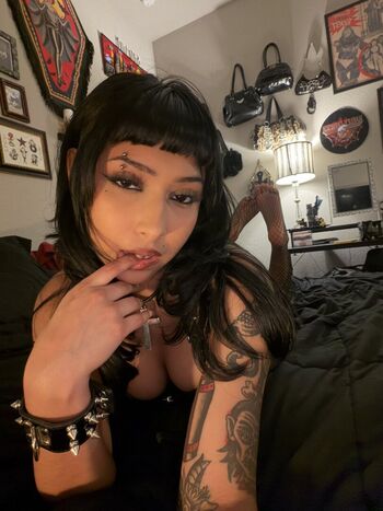 Full leaked Hello kiko/ private onlyfans photo