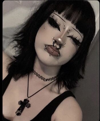 Full leaked Attack on titan/ private onlyfans photo
