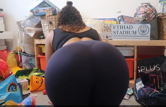 Full leaked Gloryhole dallas/ private onlyfans photo