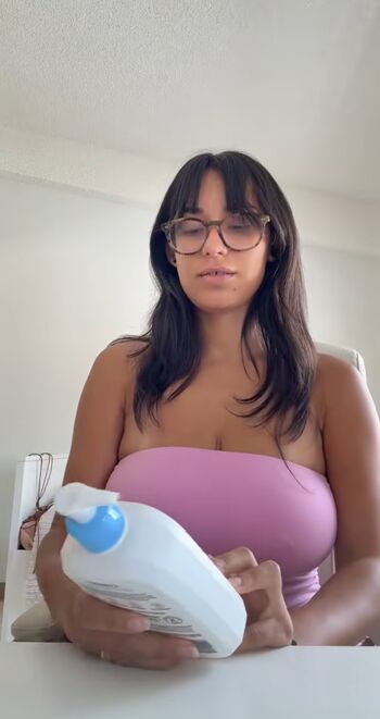 Full leaked Calie skye/ private onlyfans photo
