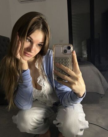 Full leaked Caitlin allan/ private onlyfans photo