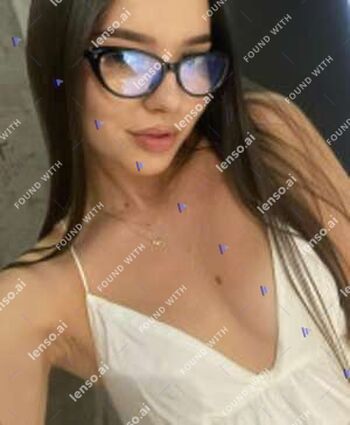 Full leaked Skylar snow/ private onlyfans photo
