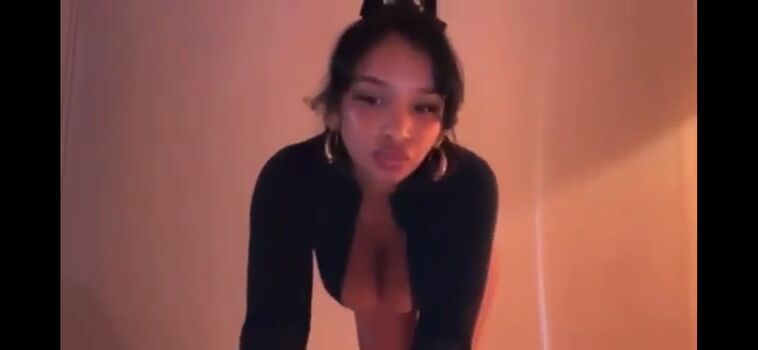 Full leaked Kycomer/ private onlyfans photo