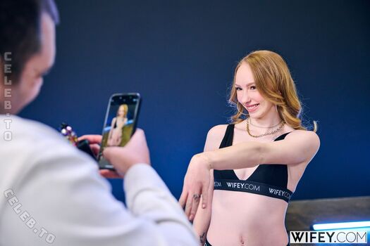 Full leaked Wifey private onlyfans photo