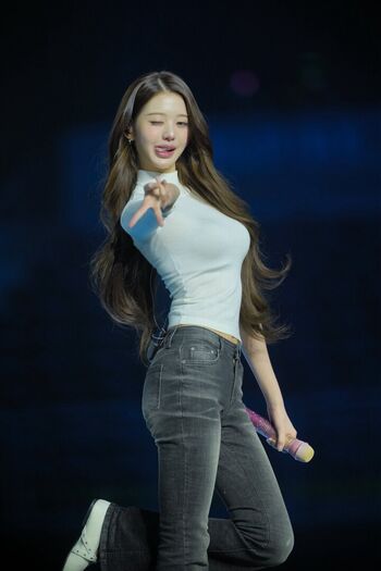 WomenK-pop