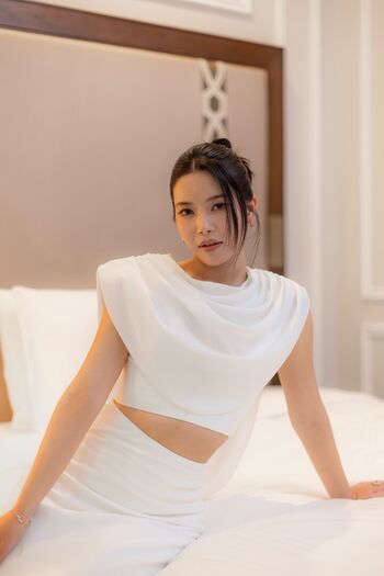 WomenK-pop