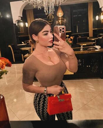 Full leaked Xanoumaima page private onlyfans photo