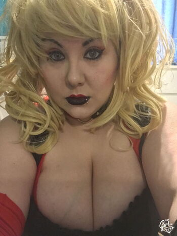 xBustyMissx