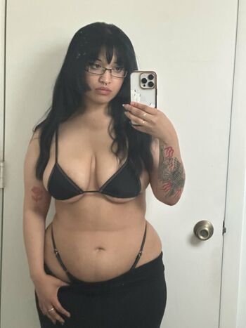xiaolongbitch_