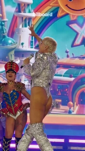 Xuxa Meneghel