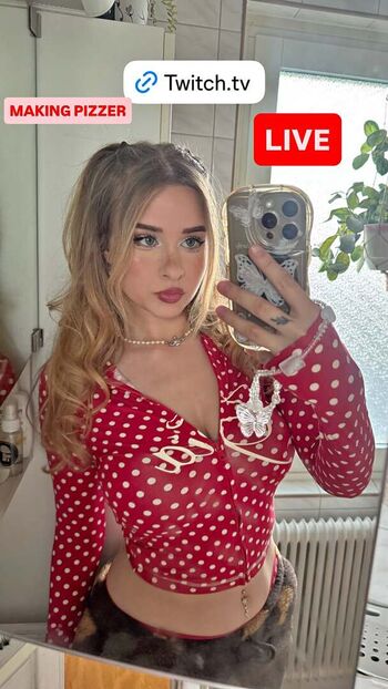 Full leaked Yaboielina private onlyfans photo