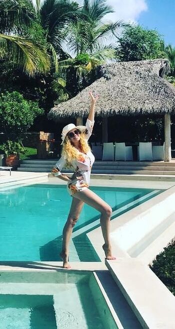 Full leaked Yanashkomagic page private onlyfans photo