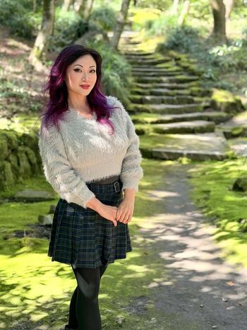 Yaya Han