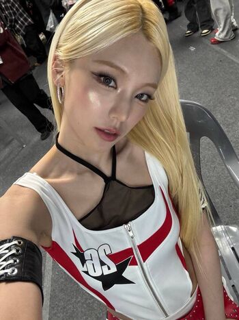 Full leaked Crxssy / private onlyfans photo