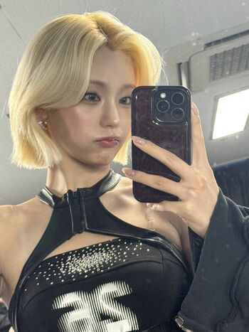 Full leaked Emikoxo/ private onlyfans photo