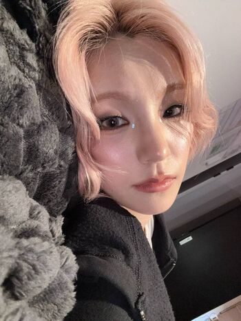 Full leaked Kwon eunbi/ private onlyfans photo