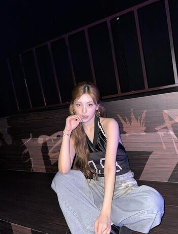 Full leaked Jav actress gravure/ private onlyfans photo