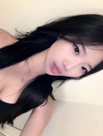 Full leaked Aurelia ci/ private onlyfans photo