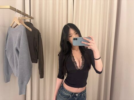 Full leaked Hareniks/ private onlyfans photo