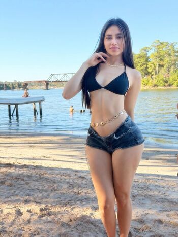 Full leaked Yexiray page private onlyfans photo