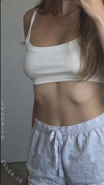 Full leaked Yonca private onlyfans photo