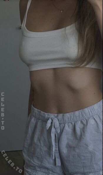 Full leaked Yonca private onlyfans photo