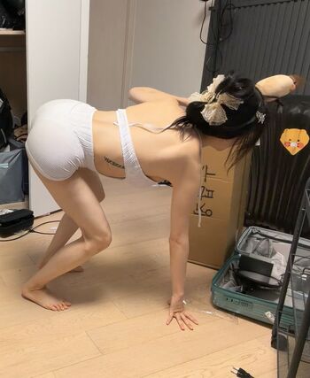 Full leaked Yoon froggy page private onlyfans photo