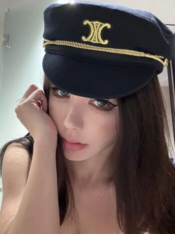Yuan Sayuki Weme