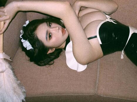 Yuan Sayuki Weme