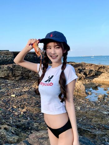 Yujeen.indyy