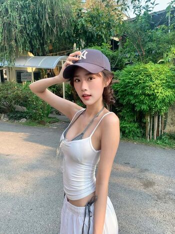 Yujeen.indyy
