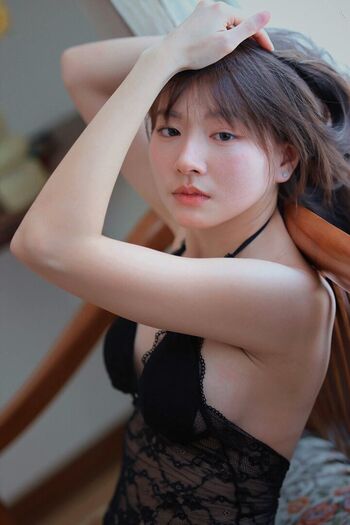 Full leaked Yunjing saehun page private onlyfans photo