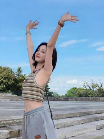 Full leaked Yunjing saehun/ private onlyfans photo