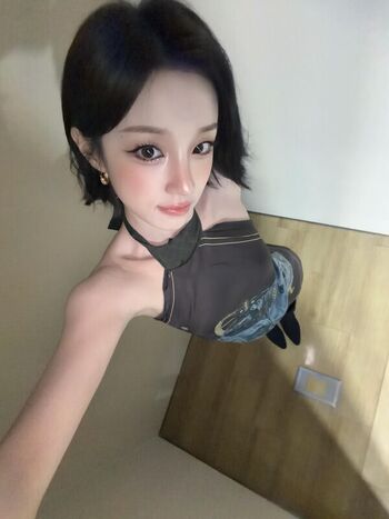 Full leaked Ms lia baby/ private onlyfans photo