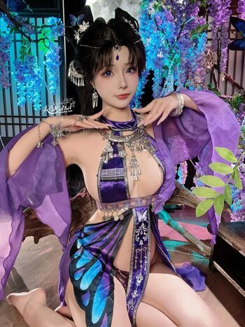 Full leaked Yuuhuia page private onlyfans photo