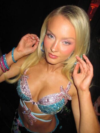 Full leaked Zara larsson  page private onlyfans photo