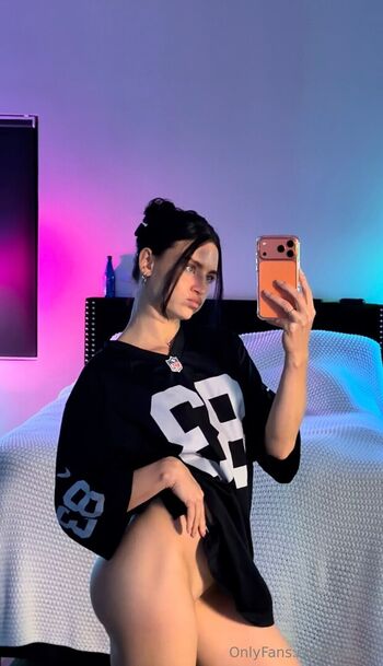 zava_ly