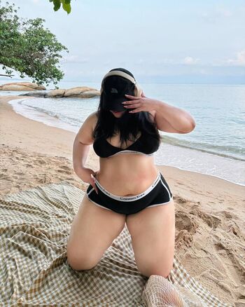 Full leaked Zen zenyah private onlyfans photo