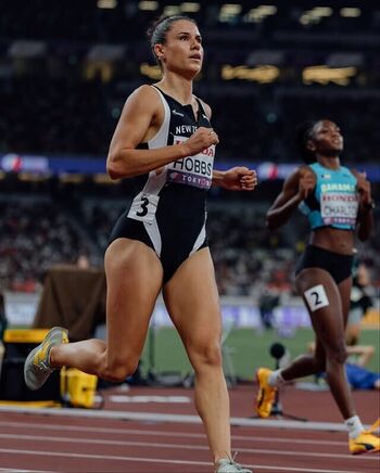Zoe Hobbs