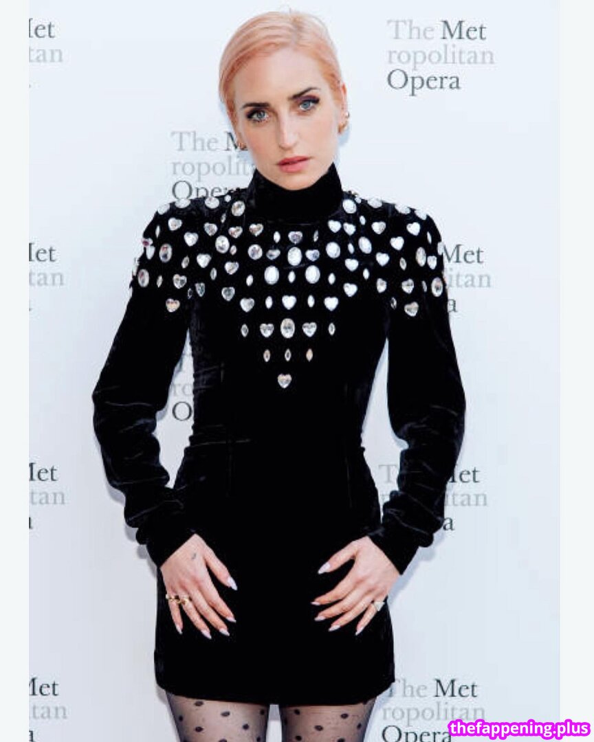 Zoe Lister Jones / https: / zoelisterjones Photo OnlyFans Nu #23