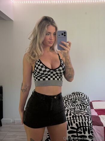 zoeneli