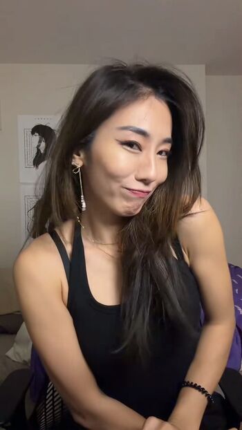 Full leaked Zumi page private onlyfans photo